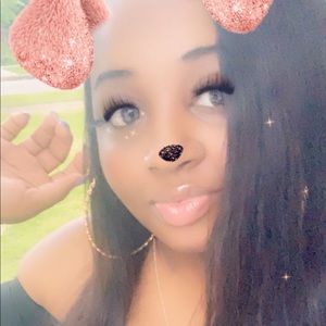 Meet your Posher, Whitney